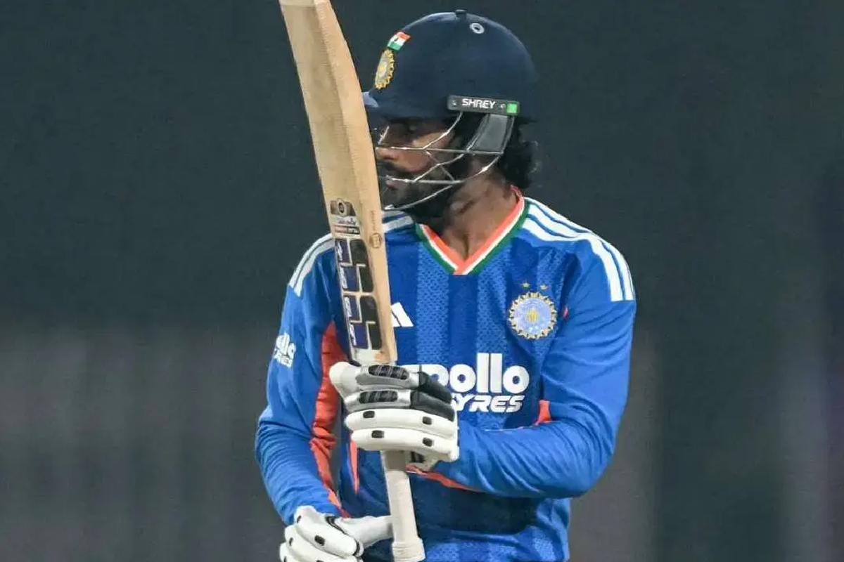 চোট-অস্ত্রোপচারের ধাক্কা সামলে দুরন্ত কামব্যাক তিলকের, বিশ্বকাপে জায়গা হারানো নিশ্চিত সঞ্জুর?