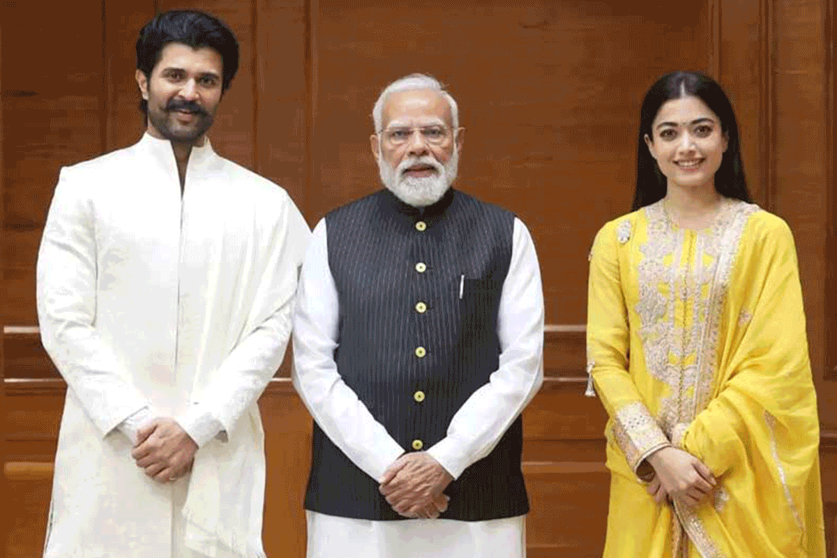 প্রধানমন্ত্রী সাক্ষাতে বিজয়-রশ্মিকা, বিশেষ উপহার দিয়ে রিসেপশনে আমন্ত্রণ, ভাইরাল ছবি