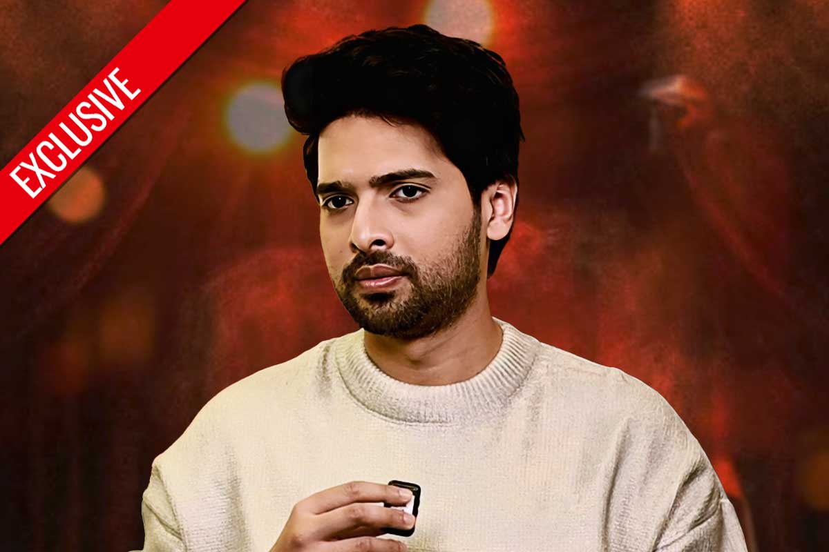‘অভিনেতার কথায় প্লেব্যাক থেকে সরানো হয়’