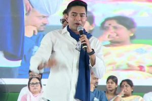 ‘দলকে চাপে রাখতে বিশৃঙ্খলা করলেই শাস্তি’, নওদায় সভার আগে অশান্তিতে কড়া অভিষেক