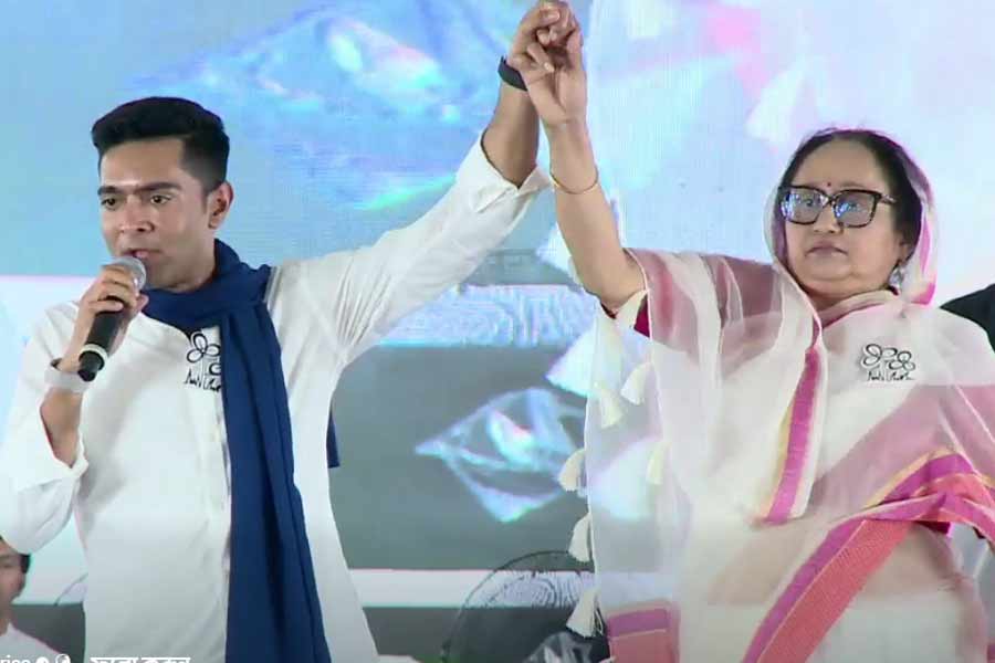 Abhishek banerjee during election campaign at naoda