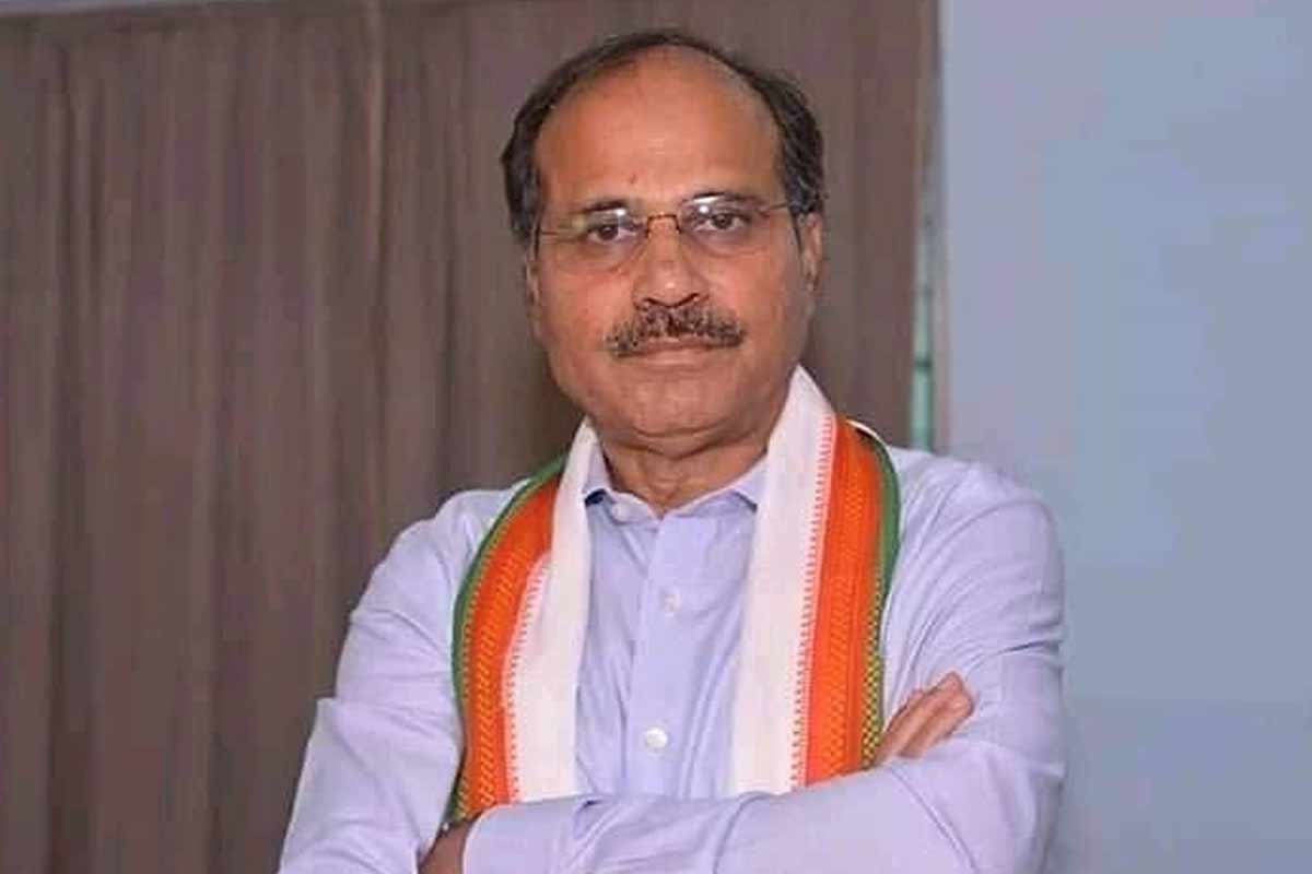 ‘চৌধুরী ভিলা’য় ফের অধীর, এবার কি প্রার্থী বহরমপুরে? তুঙ্গে জল্পনা