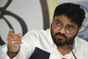 সাংবাদিকের ‘প্লেয়িং ইলেভেন’ প্রশ্নে মেজাজ হারালেন বাবুল! ভাইরাল ভিডিও ঘিরে বিতর্ক