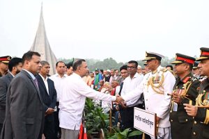 ১৮ বছর পর বাংলাদেশে ২৬ মার্চে রাষ্ট্রীয় কুচকাওয়াজ, মুক্তিযুদ্ধে শহিদদের শ্রদ্ধা তারেকের