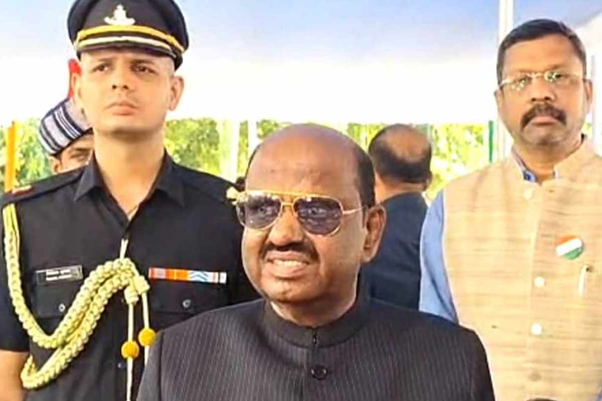 ‘সচেতন সিদ্ধান্ত, এটাই বিদায়ের সঠিক সময়’, চাপের মুখে ইস্তফা জল্পনা উড়িয়ে বললেন আনন্দ বোস