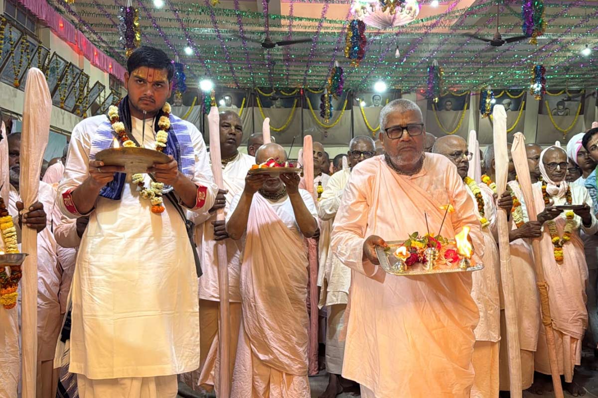 Gaudiya Math in Nabadwip celebrated the birth anniversary of Sri Chaitanya