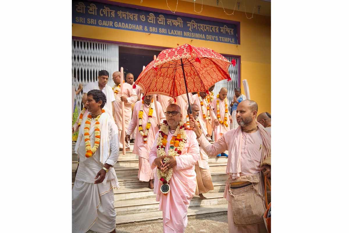 Gaudiya Math in Nabadwip celebrated the 540th birth anniversary of Sri Chaitanya