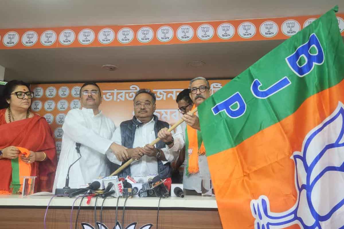 উত্তরপাড়ায় বিজেপির বাজি প্রাক্তন এনএসজি কমান্ডো, কোন অঙ্কে মীনাক্ষী-শীর্ষণ্যর বিরুদ্ধে দীপাঞ্জন?