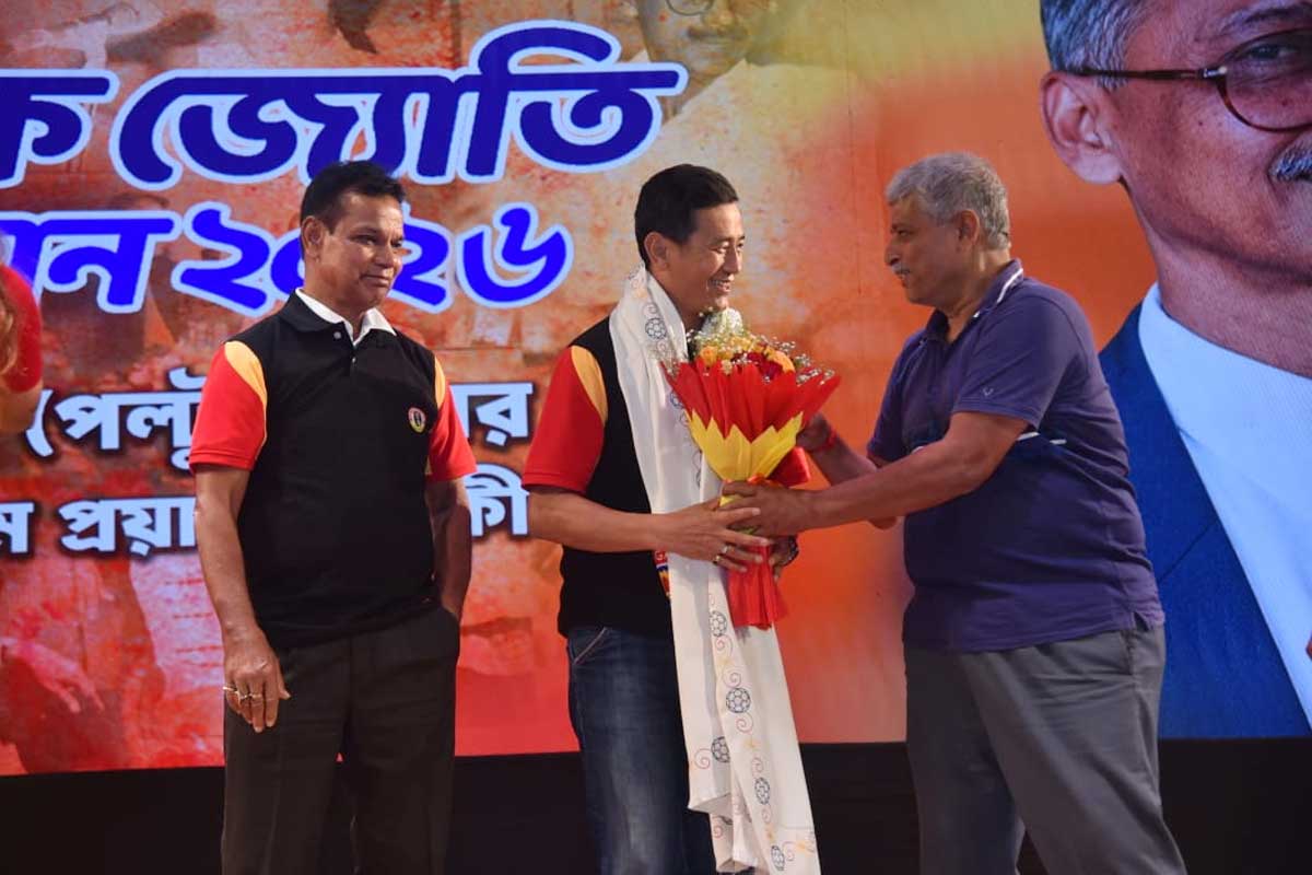 ‘একবছরের মধ্যে ভারতসেরা বানাব’, বলছেন ইস্টবেঙ্গল সভাপতি, উন্নতির পথ খুঁজলেন বাইচুংও