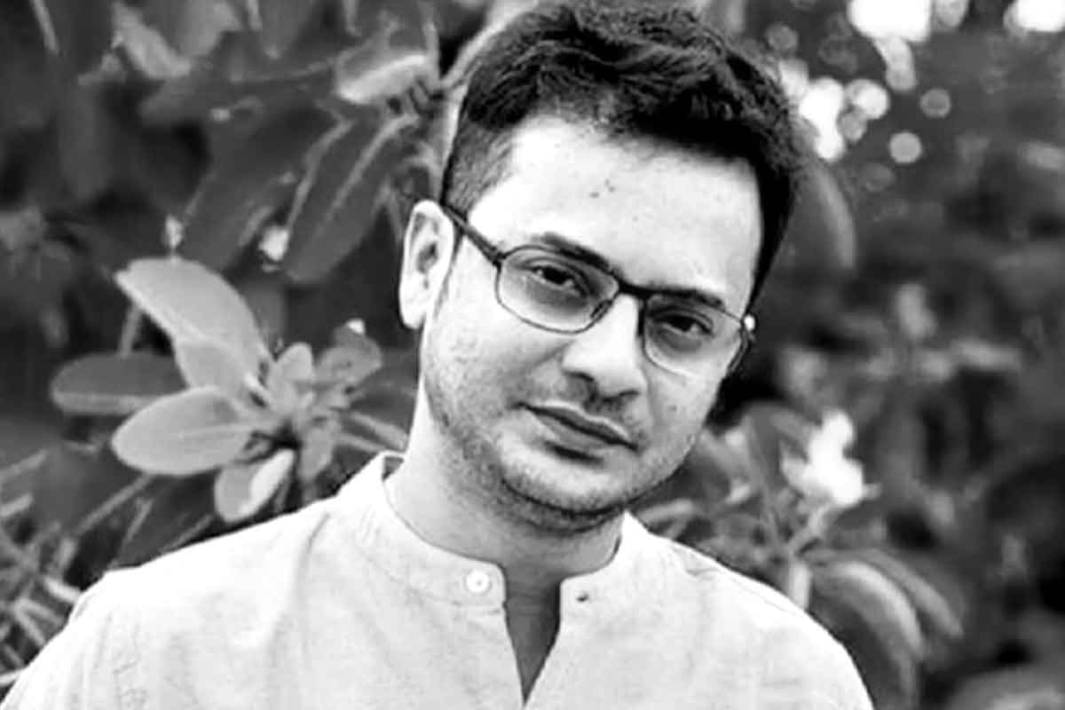 ‘থেটারের খবর রেখে কী হবে,’ মৃত্যুর পর চর্চায় রাহুলের শেষ ফেসবুক পোস্ট