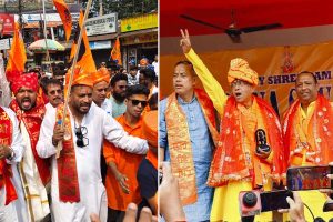 রামনবমীর মঞ্চে শংকর, গৌতম দেবের মুখে ‘জয় শ্রীরাম’, ভোট আবহে ‘মেটামরফোসিস’ তৃণমূল প্রার্থীর?