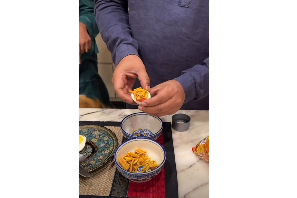Jaya Ahsan shares a unique Ramadan recipe ‘Egg Bhelpuri’ on social media