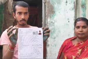 বাবার নামের জায়গায় গ্রাম! চূড়ান্ত তালিকায় নাম উঠলেও স্বস্তি নেই মুর্শিদাবাদের ভোটারের