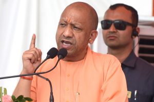 দুঃস্থ শিশুদের জন্য খুলল প্রাইভেট স্কুলের দরজা, শিক্ষায় নয়া নজির যোগীরাজ্যে