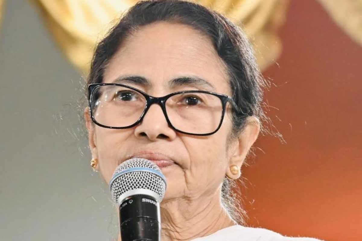 ‘বৈধ ভোটাররা বিচার পাবেই’, সুপ্রিম কোর্টে আস্থা রেখে পাঁচদিন পর ধর্মতলার ধরনা তুললেন মমতা