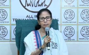 ‘বাংলার অস্মিতা রক্ষার লড়াই, বিজেপির কোনও সম্ভাবনা নেই’, প্রার্থী ঘোষণার আগে বার্তা মমতার