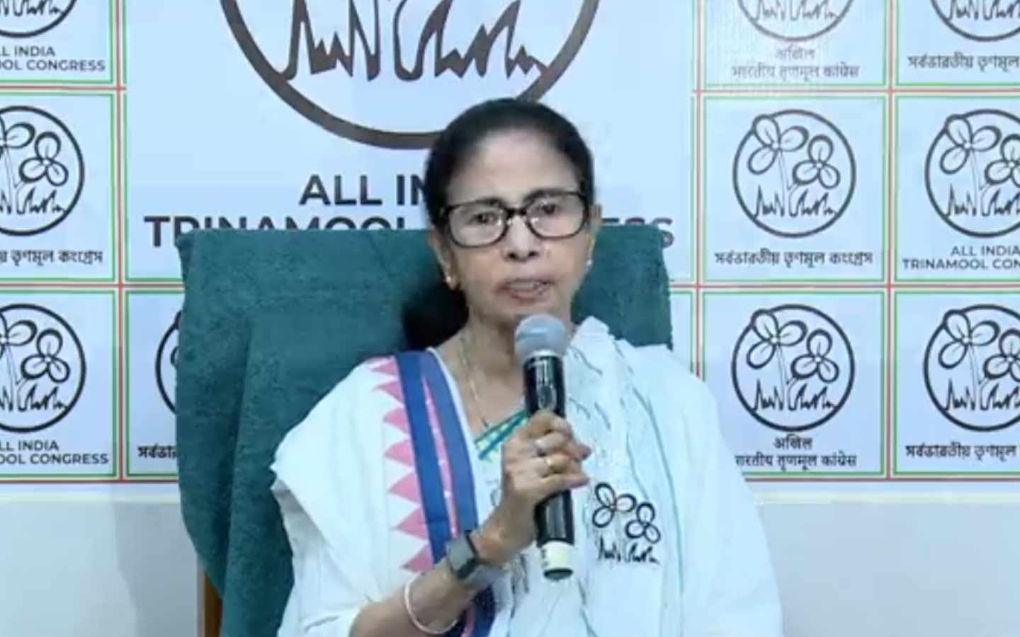 ‘বাংলার অস্মিতা রক্ষার লড়াই, বিজেপির কোনও সম্ভাবনা নেই’, প্রার্থী ঘোষণার আগে বার্তা মমতার