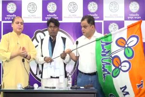 একুশে বিজেপিকে তুলেছিলেন দ্বিতীয় স্থানে, এবার মালদহের সেই পদ্মপ্রার্থী মতিউর তৃণমূলে