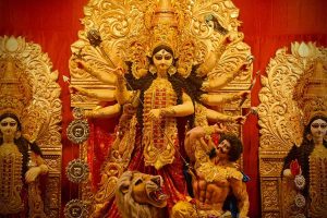 চলছে নবরাত্রি, দেবী আরাধনায় এই ফল-ফুল ভুলেও নয়, হতে পারে অমঙ্গল