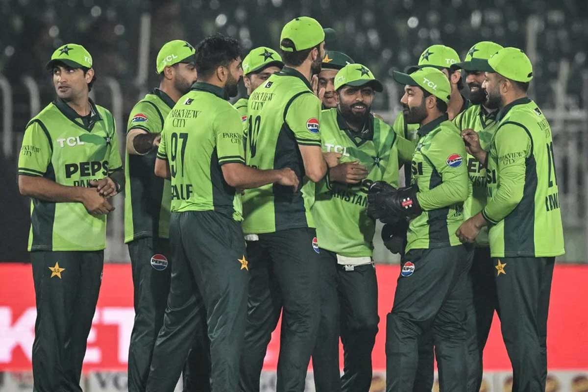 পাকিস্তানের বিশ্রী দশায় মন কাঁদছে! দলের হাল ধরতে অবসর ভাঙার সিদ্ধান্ত কাদিরের