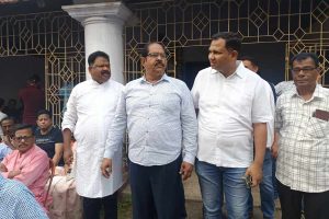 নেতৃত্বের নির্দেশ অমান্য! প্রকাশ্যে নাম নিয়ে প্রার্থী করার দাবি তুলে বিতর্কে পুরুলিয়ার তৃণমূল নেতা