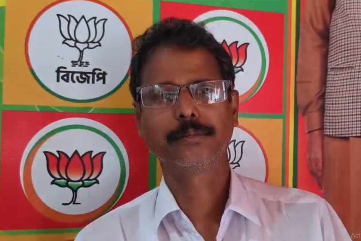 দিঘায় জগন্নাথ মন্দিরে যাওয়া মহিলাদের উদ্দেশে ‘কুরুচিকর’ মন্তব্য, ফের বিতর্কে শুভেন্দু ঘনিষ্ঠ প্রলয় পাল