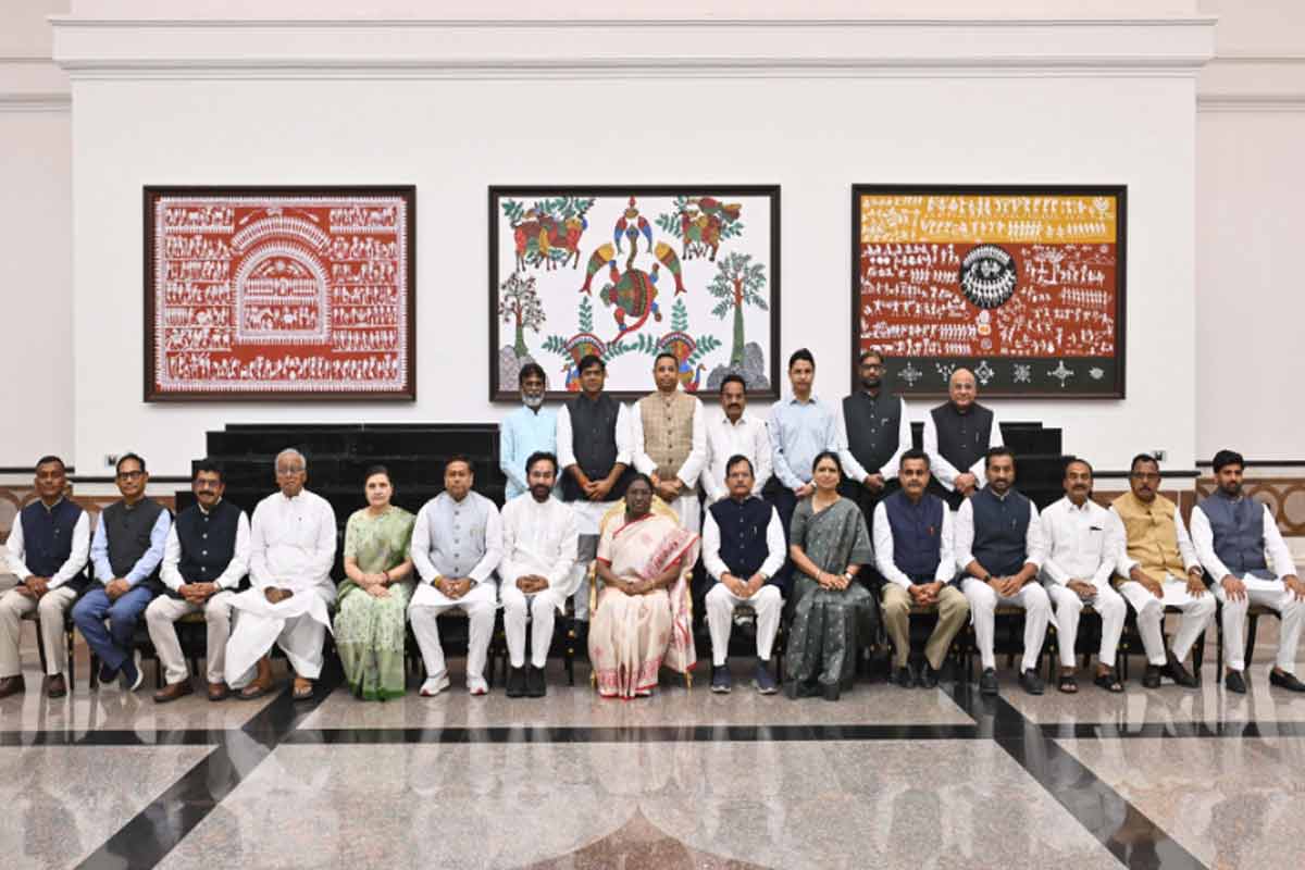 রাষ্ট্রপতি ভবনের প্রাতঃরাশে সৌগত রায়, ছবি প্রকাশ্যে আসতেই জোর শোরগোল