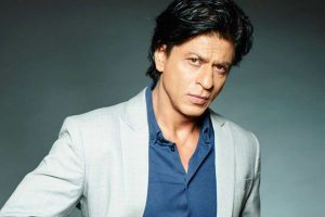 বিদেশের মাটিতে শাহরুখ হলেন ‘সফটওয়্যার ডেভেলপার’! ‘আজব’ কাণ্ড দেখে তাজ্জব নেটপাড়া