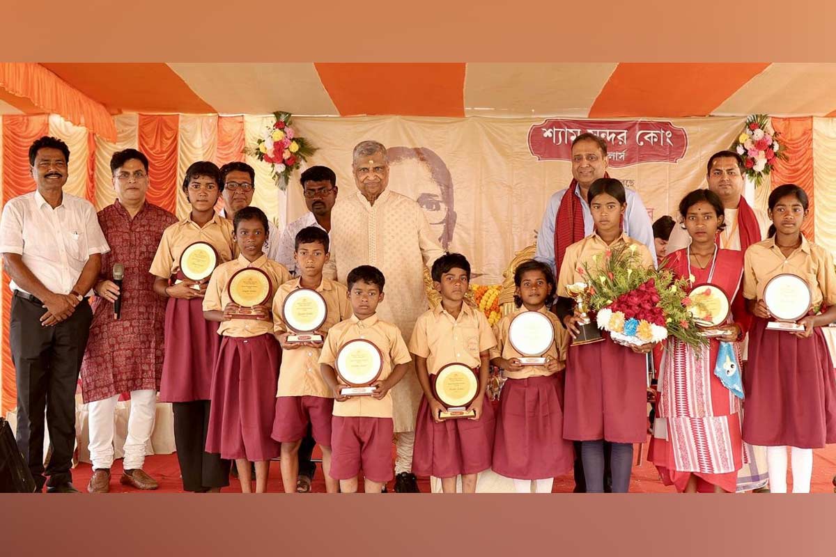‘বেলা সাহা স্মৃতি বিদ্যা মন্দির’-এর প্রথম প্রতিষ্ঠাবার্ষিকী, শ্যাম সুন্দর কোং জুয়েলার্স-এর হাত ধরে সুন্দরবনে নতুন ভোর