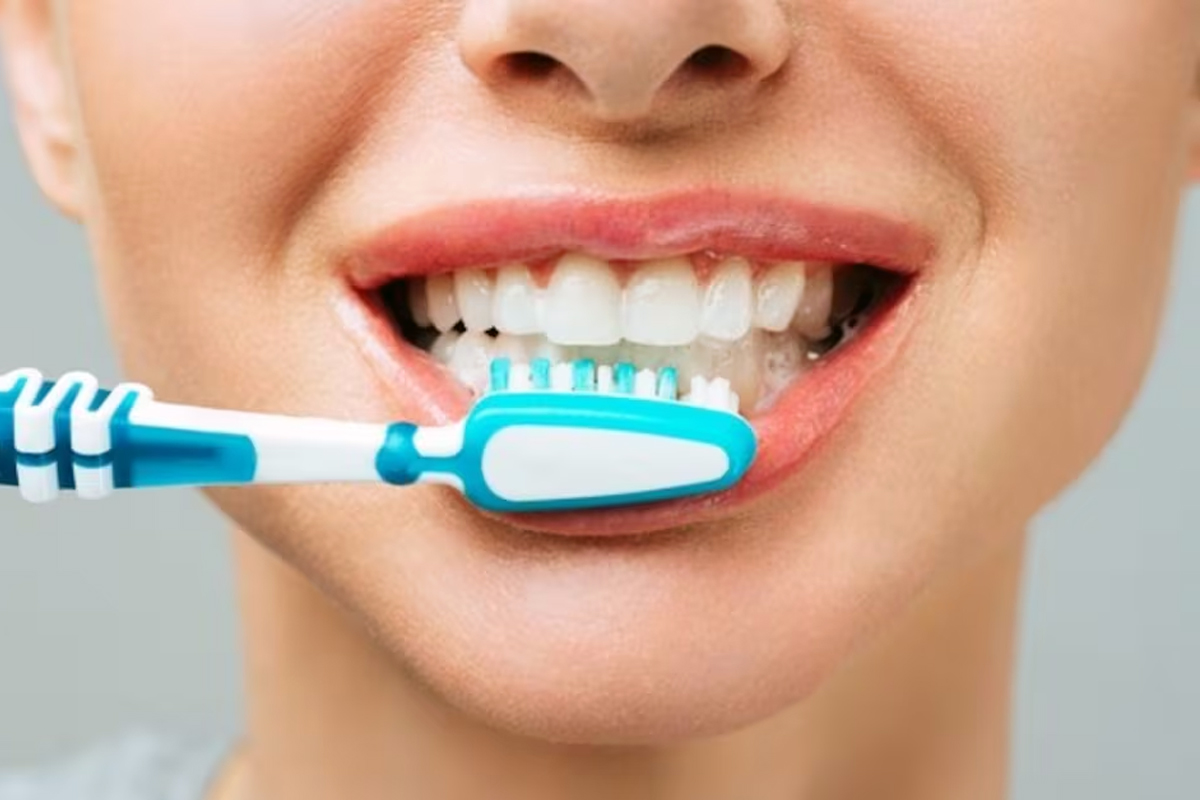 toothpaste oral microbiome balance not kill bacteria