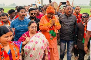রাজনীতির ‘ফাঁদে’ পা দিতেই ভারত সেবাশ্রম থেকে বহিষ্কার, কী বলছেন কালিয়াগঞ্জের বিজেপি প্রার্থী উৎপল মহারাজ?