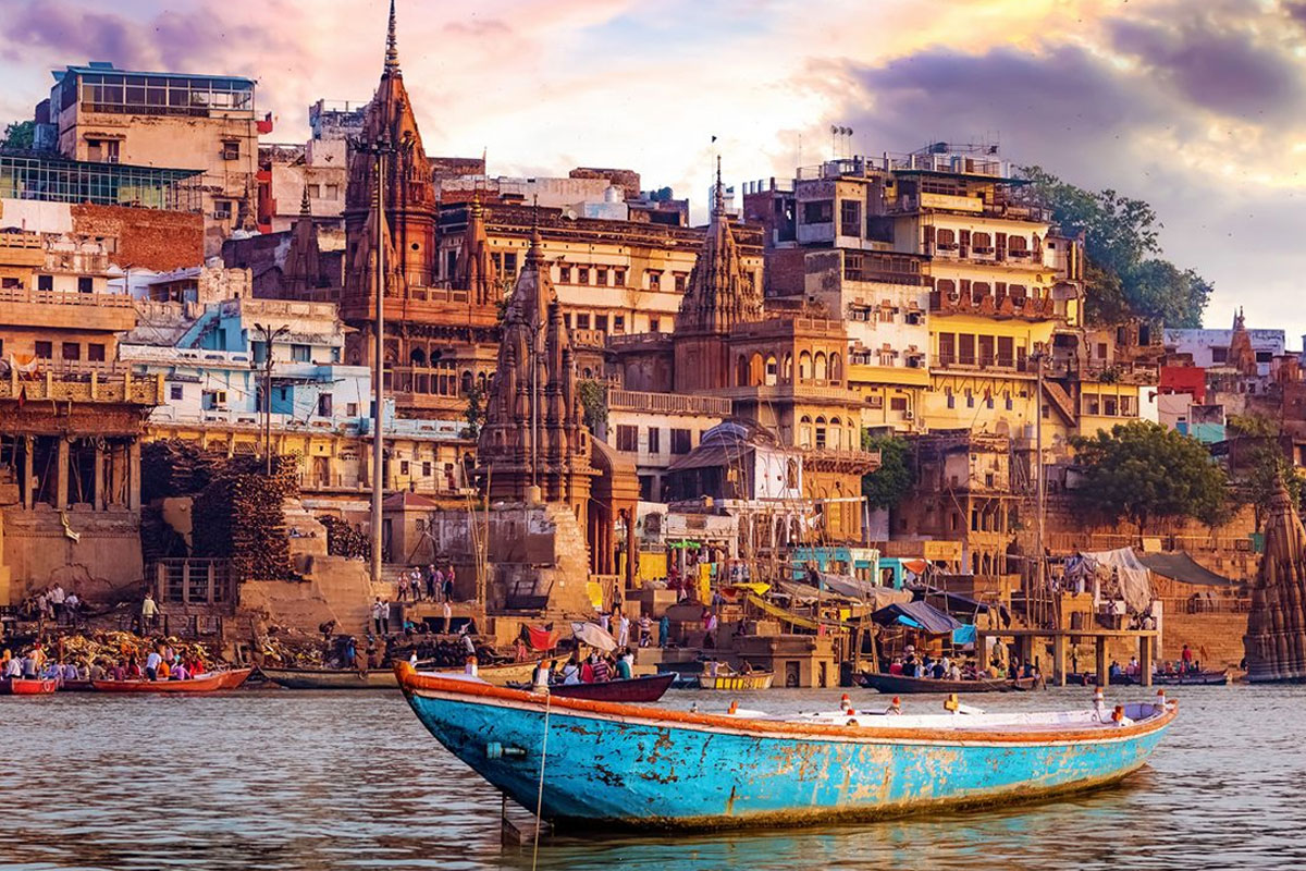 মাঝগঙ্গায় ইফতার পার্টি, চিকেন বিরিয়ানি খেয়ে নদীতে উচ্ছিষ্ট! ভিডিও ছড়াতেই বারাণসীতে গ্রেপ্তার ১৪