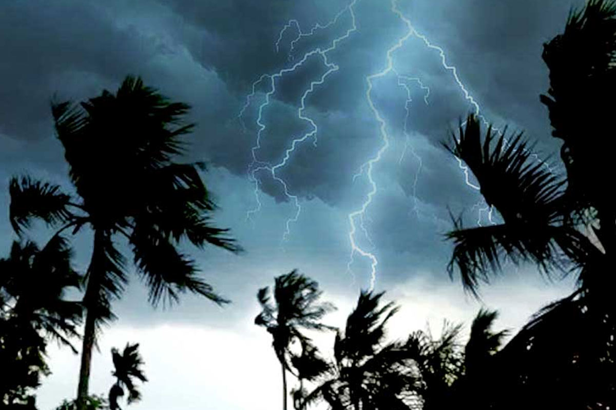 ধেয়ে আসছে কালবৈশাখী! স্বস্তির বর্ষণে ভিজবে কলকাতা? দক্ষিণের জেলাগুলিতেও বৃষ্টির পূর্বাভাস, ভাসছে উত্তর