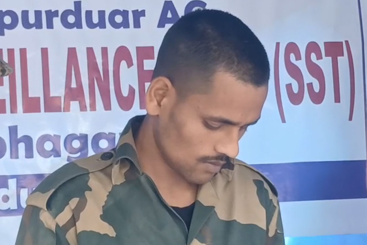 সঙ্গে নকল পরিচয়পত্র, পরনে জলপাই পোশাক! ভোটের আগে আলিপুরদুয়ারে গ্রেপ্তার ভুয়ো জওয়ান