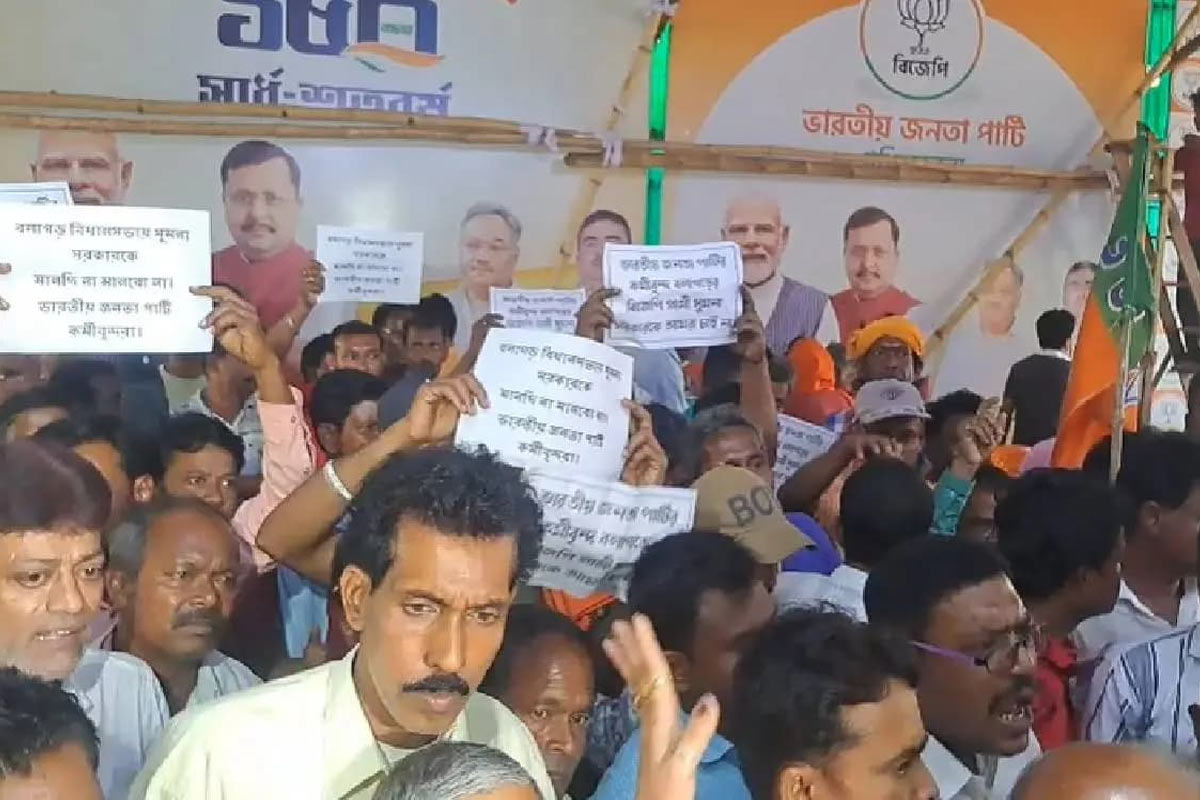 প্রার্থী নাপসন্দ! নীতীনের সফরের মাঝেই বদল চেয়ে সল্টলেক দপ্তরে বিক্ষোভে বিজেপি কর্মীরা