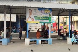যুদ্ধের আঁচে অপ্রতুল সিলিন্ডার! গ্যাসের অভাবে আরামবাগে বন্ধ দুটি ‘মা ক্যান্টিন’, সমস্যায় বহু মানুষ