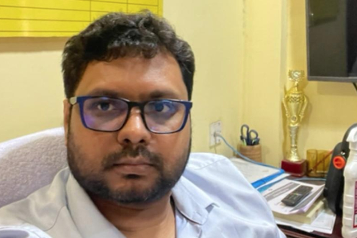 দায়িত্বে ছিলেন ভোট পরিচালনার, সাপ্লিমেন্টারি তালিকা থেকে বাদ তাঁর নামই!