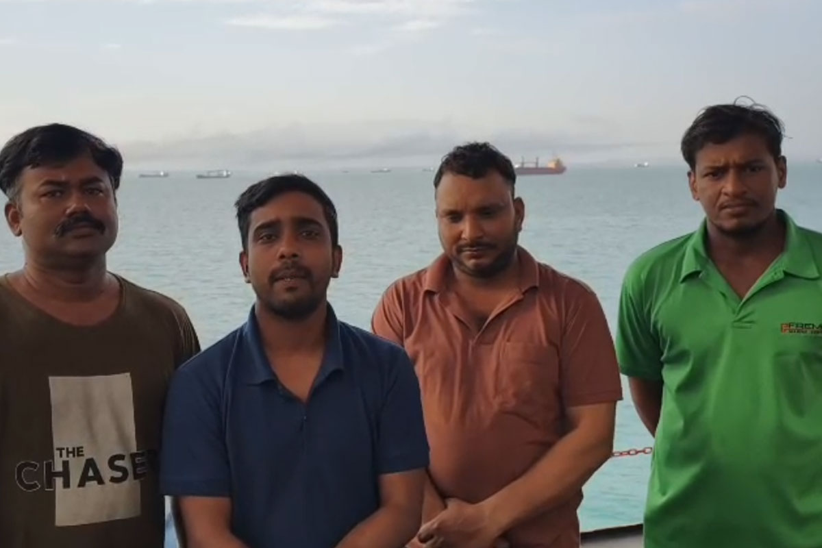 Iran War : Gaighata's Gautam stuck in Hormuz pranali, family worried