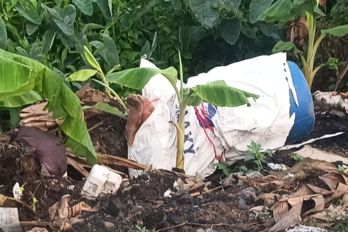 body of young man found inside blue drum in Hooghly