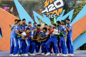 বিশ্বচ্যাম্পিয়ন ভারতকে বিরাট আর্থিক পুরস্কার বোর্ডের, রোহিতদের থেকেও বেশি পাচ্ছেন সূর্যরা
