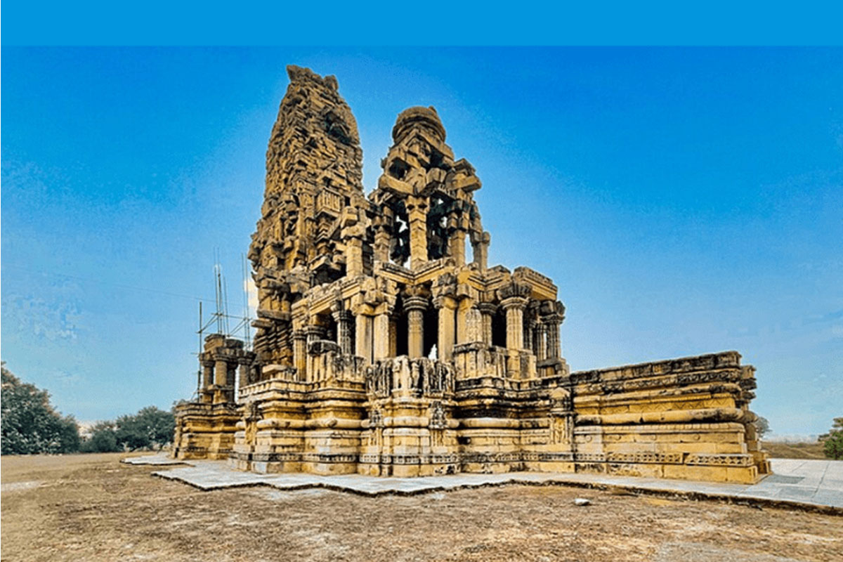 উড়িয়ে আনা হয় পাথর, আস্ত এই শিবমন্দির নাকি ‘তেনা’দের তৈরি! আজও সূর্য ডোবার পর প্রবেশ নিষেধ