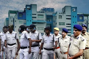 অভব্য আচরণ, মত্ত অবস্থায় ঘোরাফেরা! দোলের কলকাতায় ধৃত ৩০০-র বেশি
