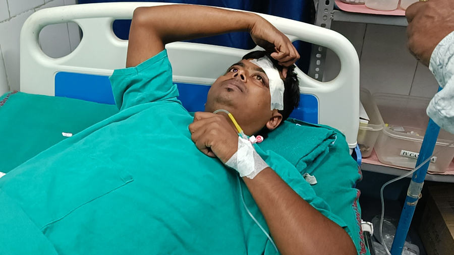 Tehatta: tension at tehatta hospital over lift usage between hospital staff and relative