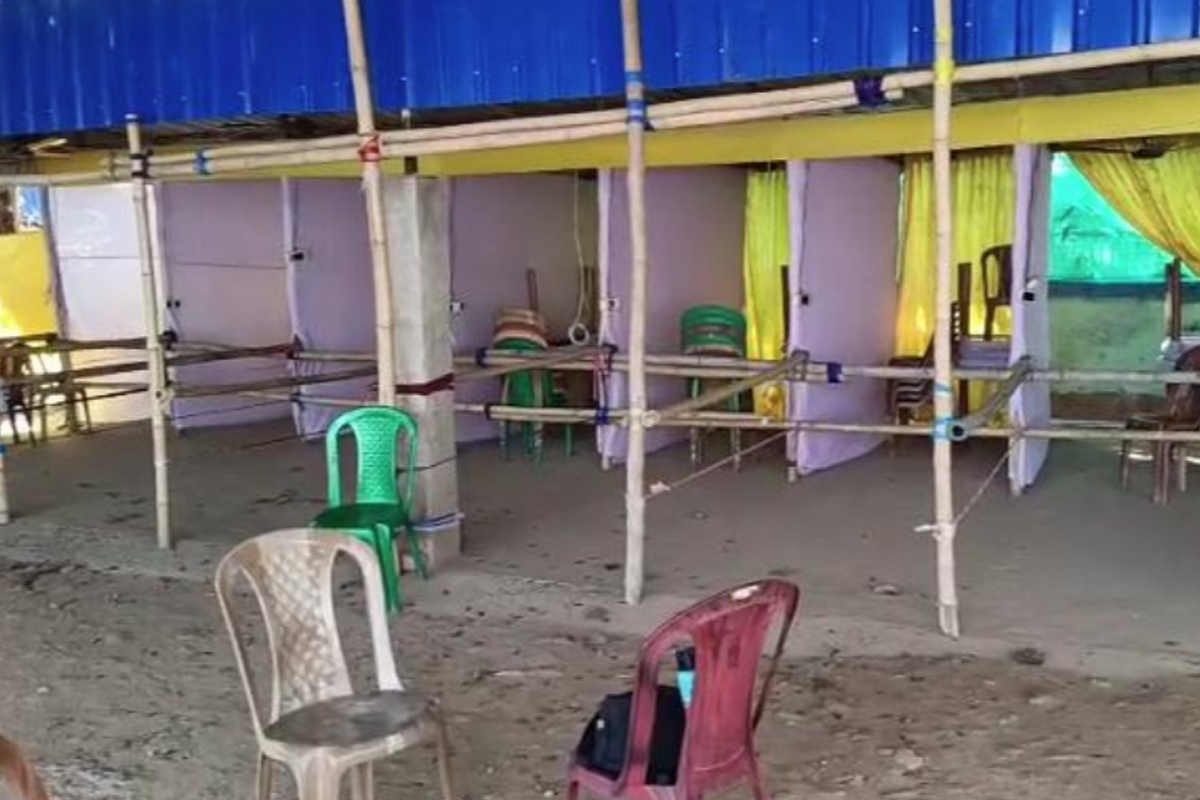 কাউন্টার থাকলেও কর্মী নেই ট্রাইব্যুনালে, চরম হয়রানি মালদহে
