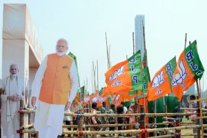 সরকারি কর্মসূচির মঞ্চে ব্রিগেডে মোদির সভার সম্প্রচার! বিতর্ক তৈরি হতেই কী বলছে রেল?