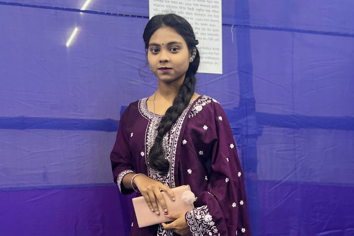 সোমবার ভালোবাসার মানুষের সঙ্গে বিয়ে, আগের দিন বাড়িতেই মিলল তরুণীর দেহ!