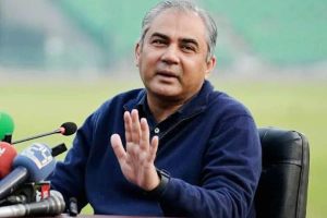 ‘এবার কি বিশ্বকাপটাও চুরি করবে?’ বাংলাদেশের কাছে হারতেই নকভিকে খোঁচা প্রাক্তন পাক তারকার