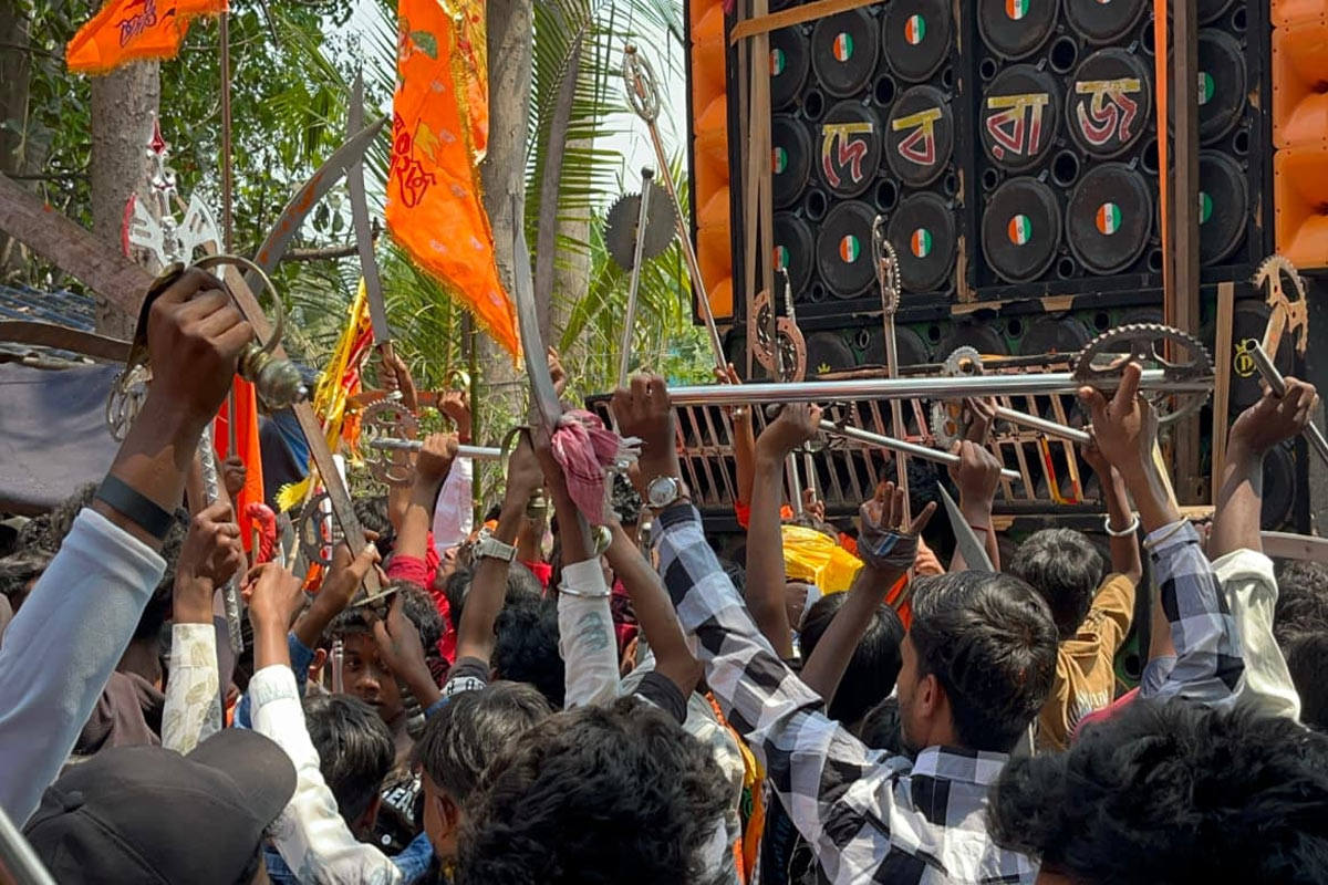 রামনবমীর মিছিলে কড়া নজর কমিশনের, বিভিন্ন জায়গায় মোতায়েন কেন্দ্রীয় বাহিনীও