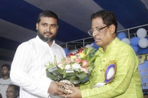 বিজেপি প্রার্থীর সঙ্গে ঘনিষ্ঠতা! শাহ আলমের সঙ্গে সম্পর্ক ছিন্ন করল তৃণমূল