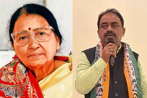 ‘মা-ছেলের’ ভোটের লড়াইয়ে উত্তাপ বাড়ছে ডাবগ্রামে, শিখার পা ছুঁয়ে আশীর্বাদ নিয়েই প্রচারে নামবেন রঞ্জন